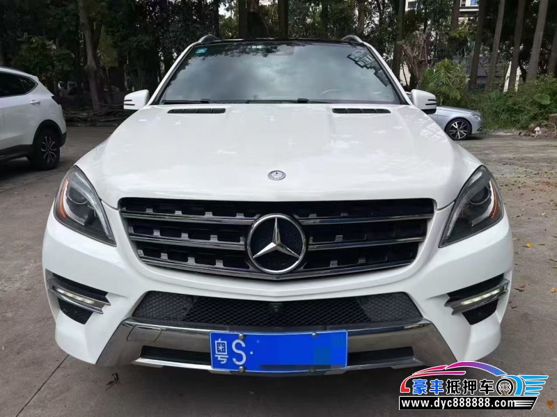 16年奔驰ML轿车抵押车出售