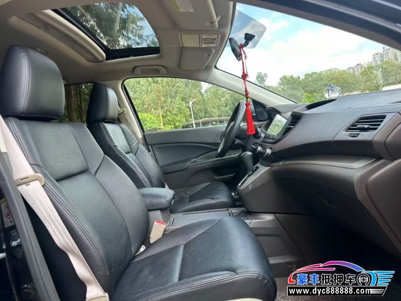 14年本田CR-V轿车抵押车出售