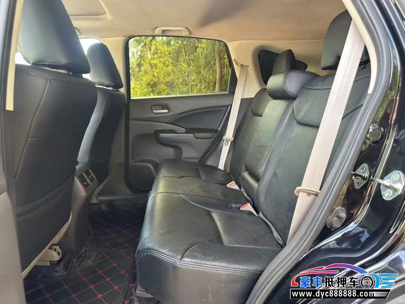 14年本田CR-V轿车抵押车出售