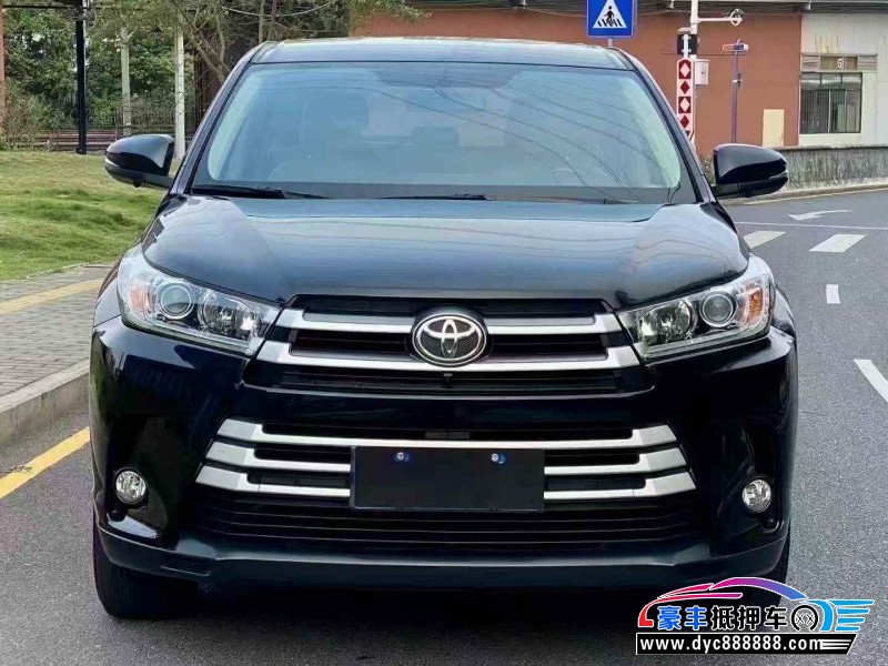 20年丰田汉兰达轿车抵押车出售