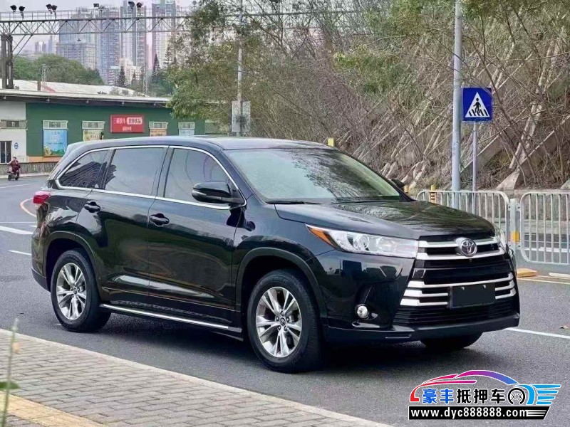 20年丰田汉兰达轿车抵押车出售