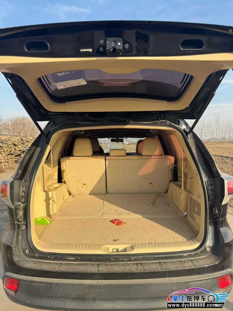 17年丰田汉兰达轿车抵押车出售