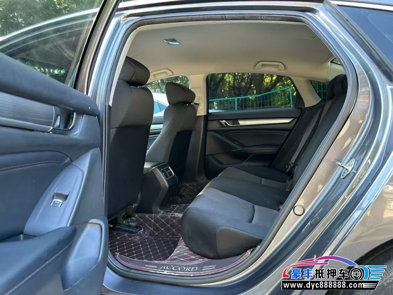 19年本田雅阁轿车抵押车出售