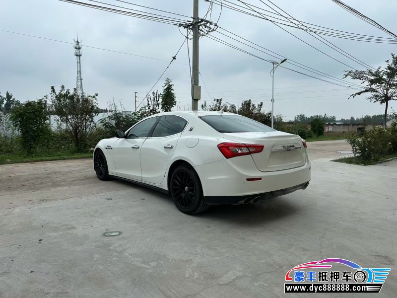 15年玛莎拉蒂Ghibli轿车抵押车出售