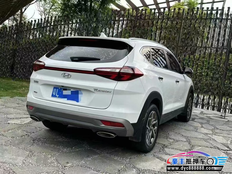 21年现代途胜轿车抵押车出售