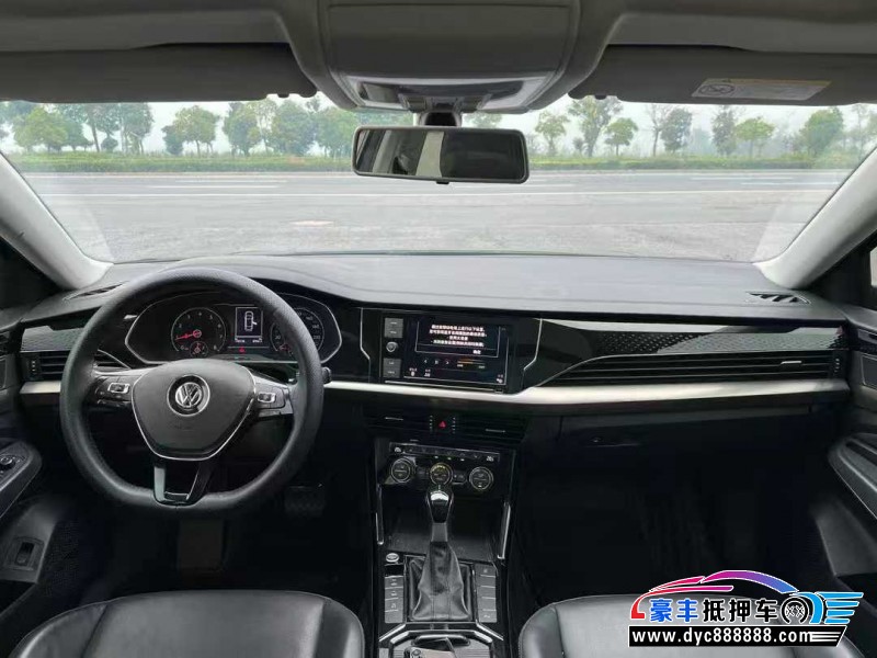 20年大众帕萨特轿车抵押车出售