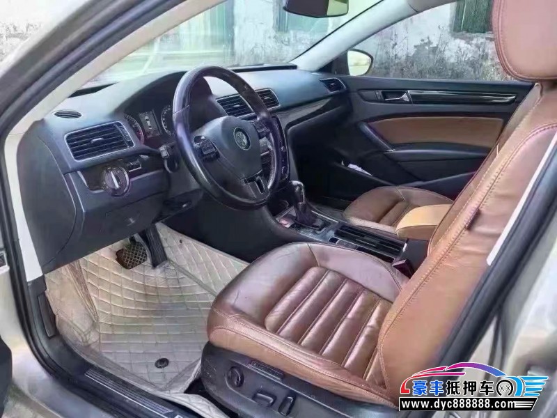 13年大众帕萨特轿车抵押车出售