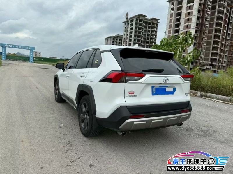23年丰田RAV4轿车抵押车出售