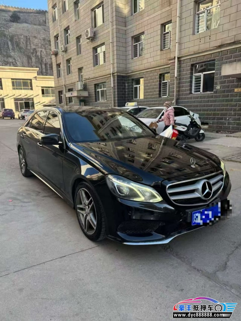 14年奔驰E轿车抵押车出售
