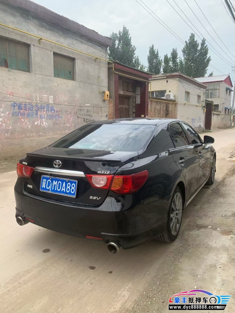 13年丰田锐志轿车抵押车出售