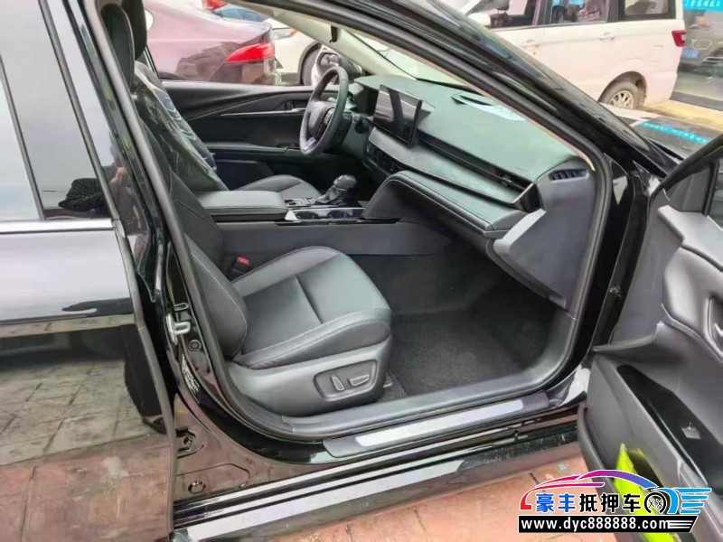 25年丰田凯美瑞轿车抵押车出售