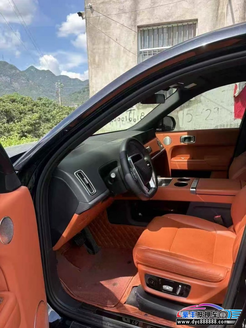 23年理想L9轿车抵押车出售