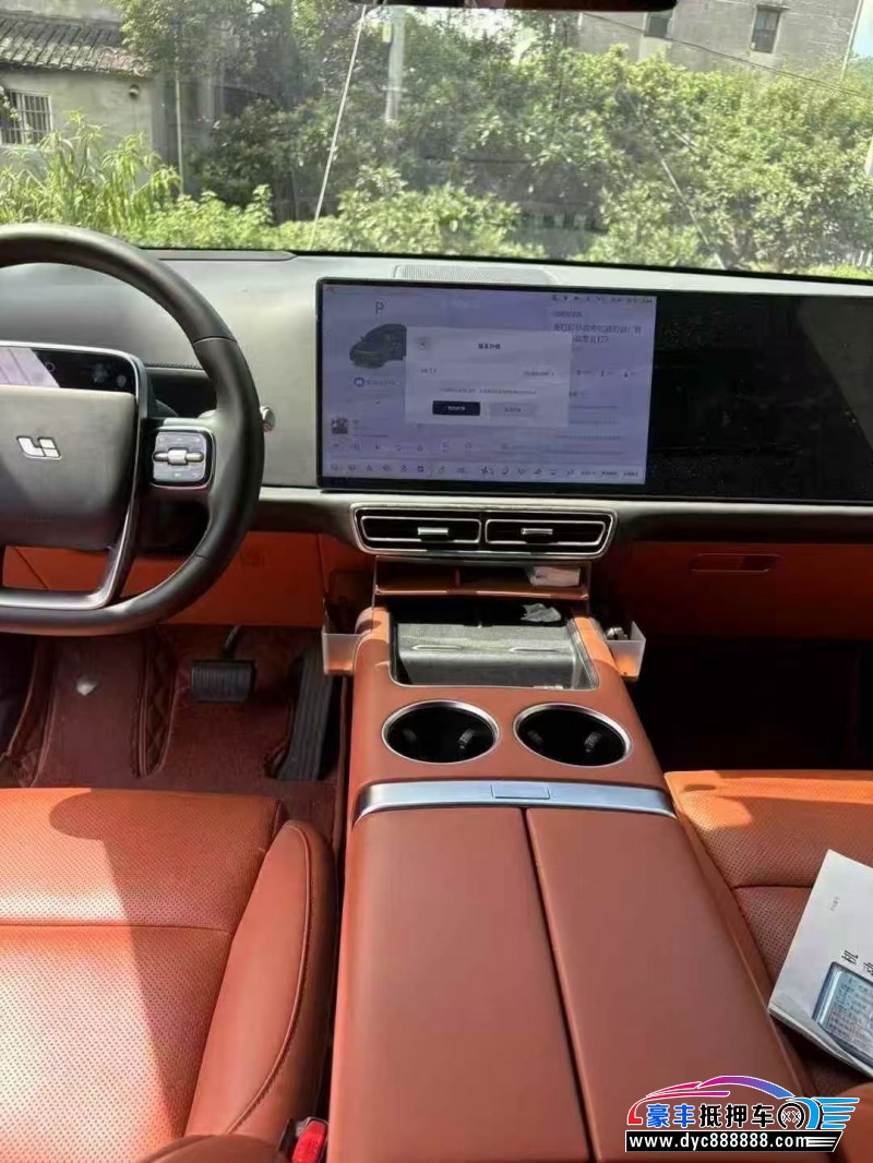 23年理想L9轿车抵押车出售