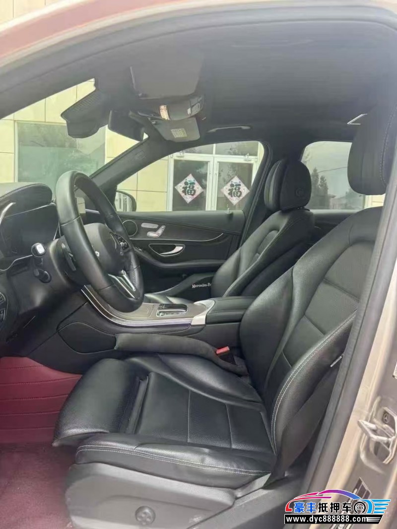 20年奔驰GLC轿车抵押车出售