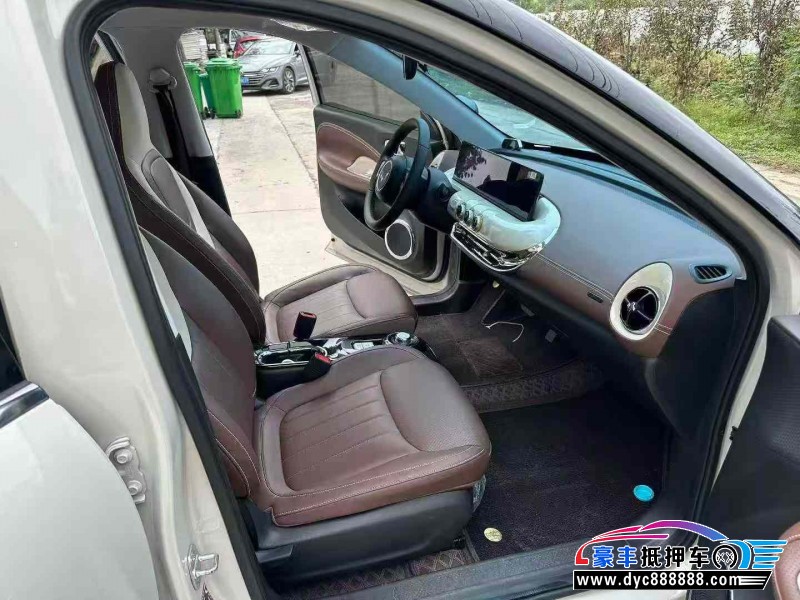 24年五菱缤果轿车抵押车出售