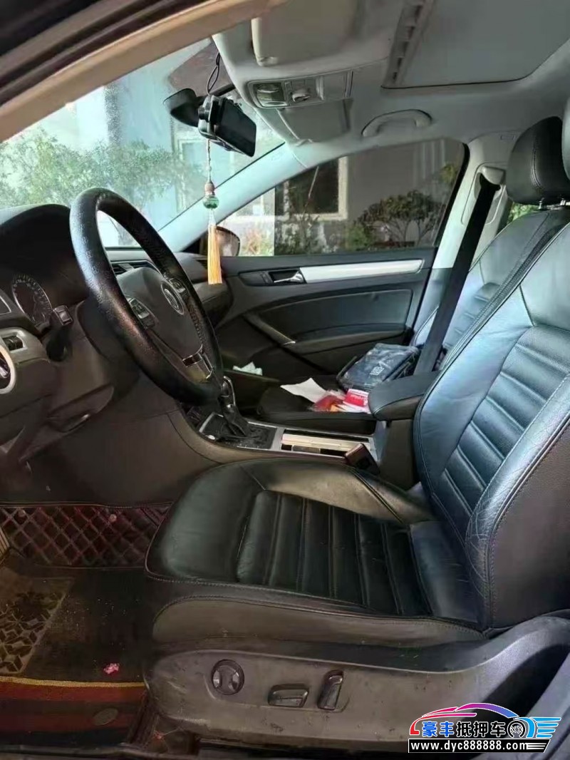 13年大众帕萨特轿车抵押车出售