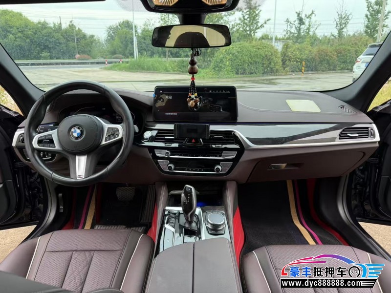 22年宝马5系轿车抵押车出售