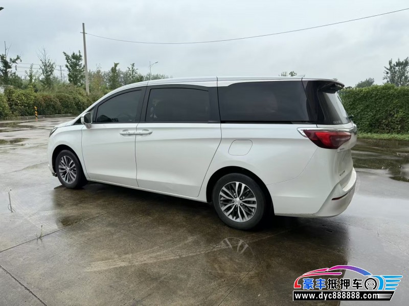 21年别克GL8轿车抵押车出售