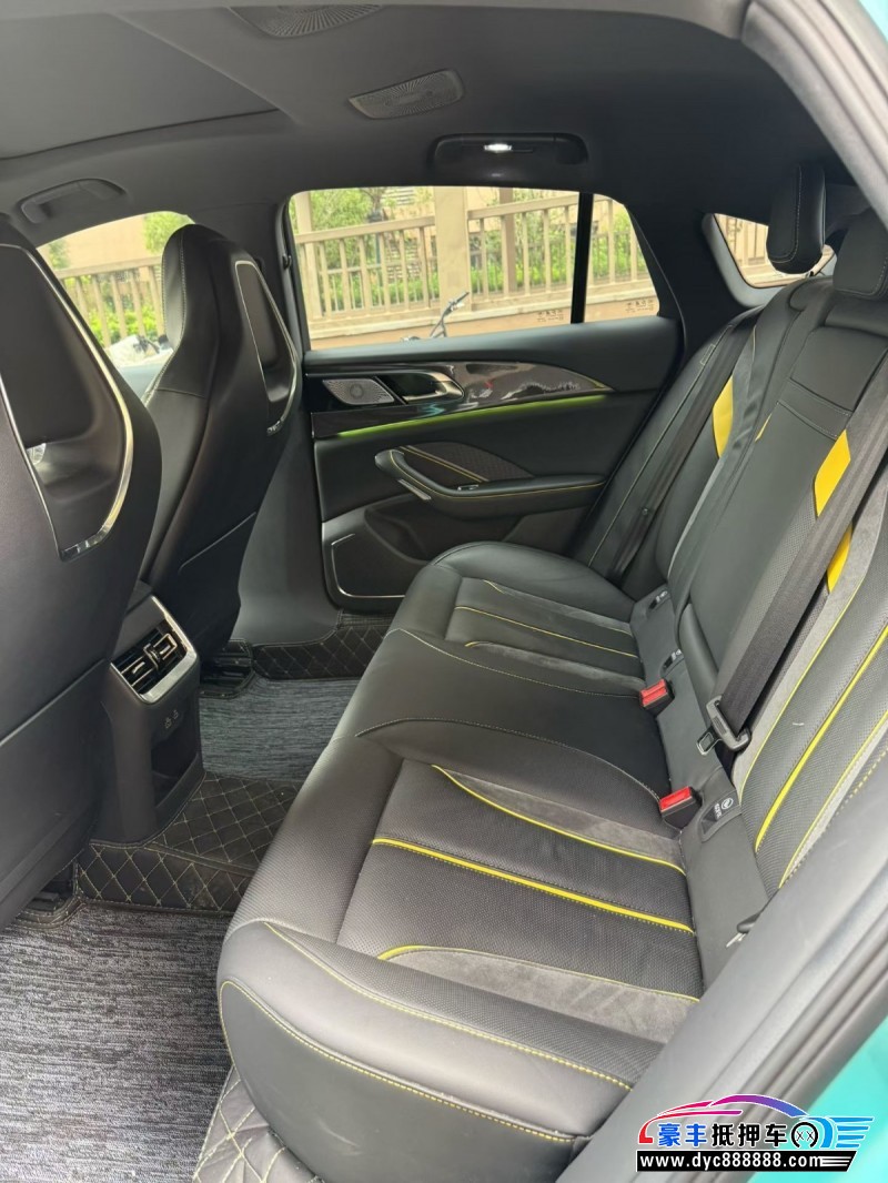 23年红旗H6轿车抵押车出售