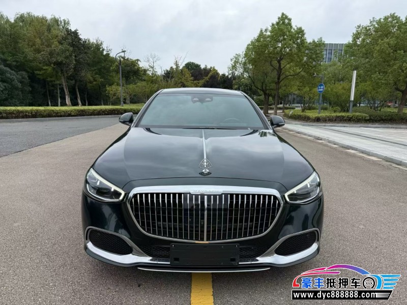 23年奔驰迈巴赫S级轿车抵押车出售