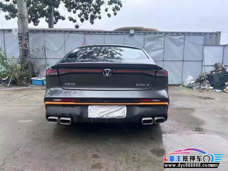 25年长安长安UNI轿车抵押车出售