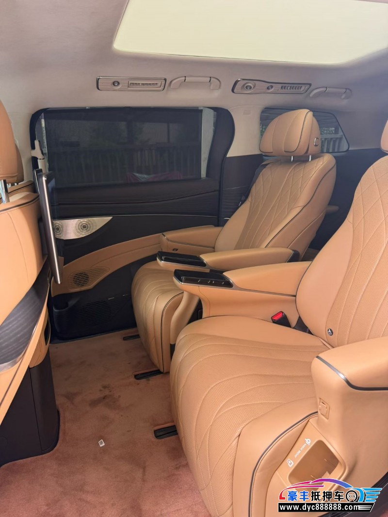 24年腾势D9轿车抵押车出售