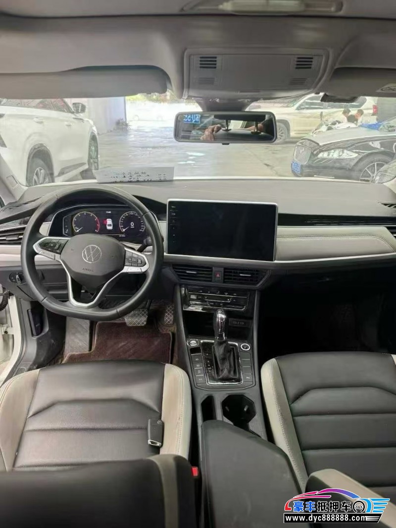 23年大众宝来轿车抵押车出售