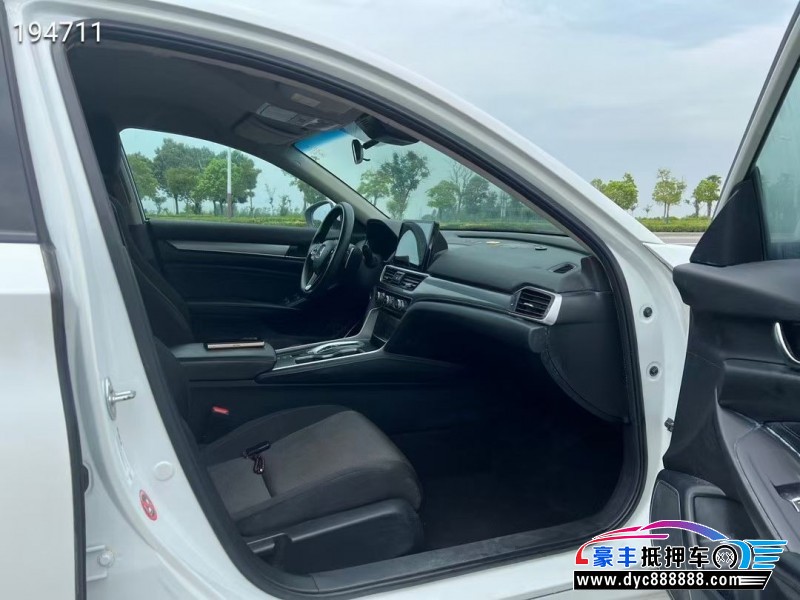 20年本田雅阁轿车抵押车出售