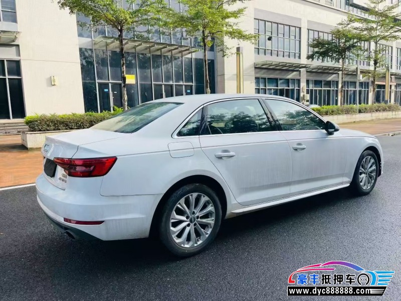 17年奥迪A4L轿车抵押车出售