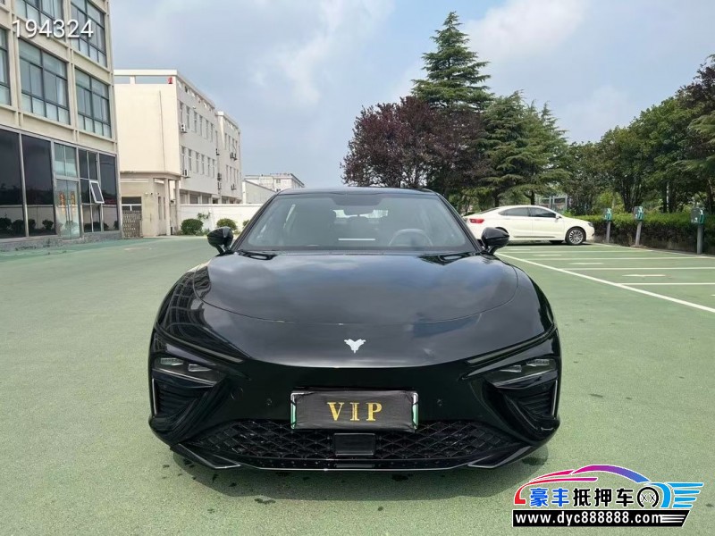 23年哪吒S轿车抵押车出售