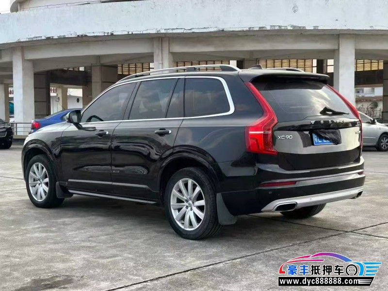 17年沃尔沃XC90轿车抵押车出售