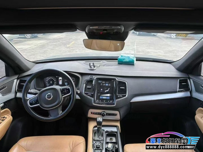17年沃尔沃XC90轿车抵押车出售