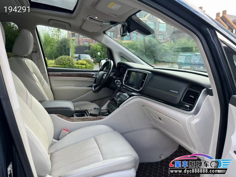 19年传祺M8轿车抵押车出售