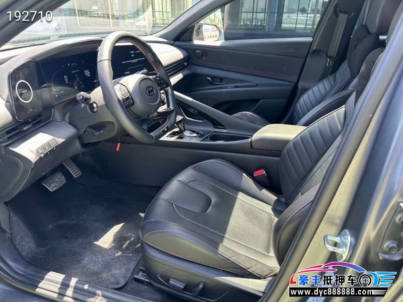 24年现代伊兰特轿车抵押车出售