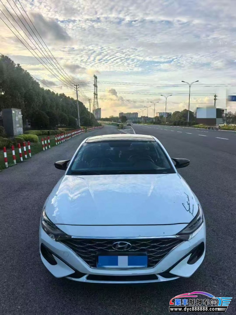 19年现代菲斯塔轿车抵押车出售