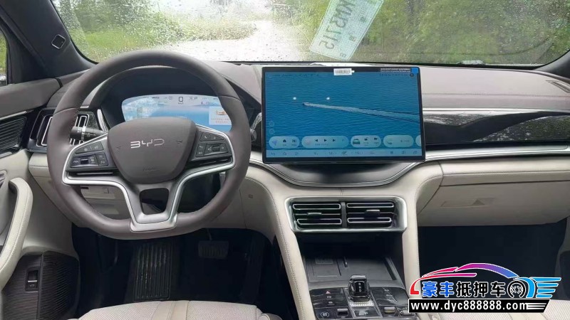 25年比亚迪宋轿车抵押车出售