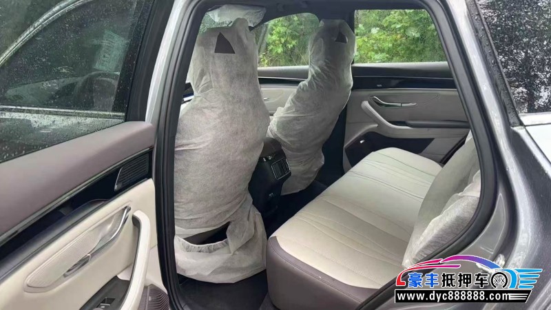 25年比亚迪宋轿车抵押车出售