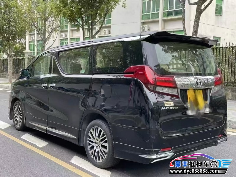 16年丰田埃尔法轿车抵押车出售