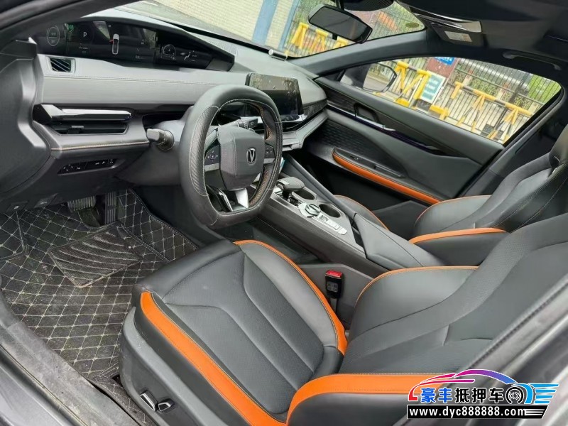 25年长安长安UNI轿车抵押车出售