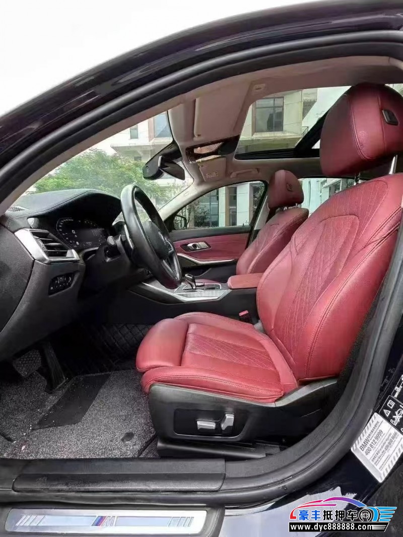 22年宝马3系轿车抵押车出售