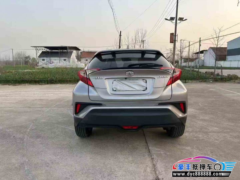 22年丰田C-HR轿车抵押车出售