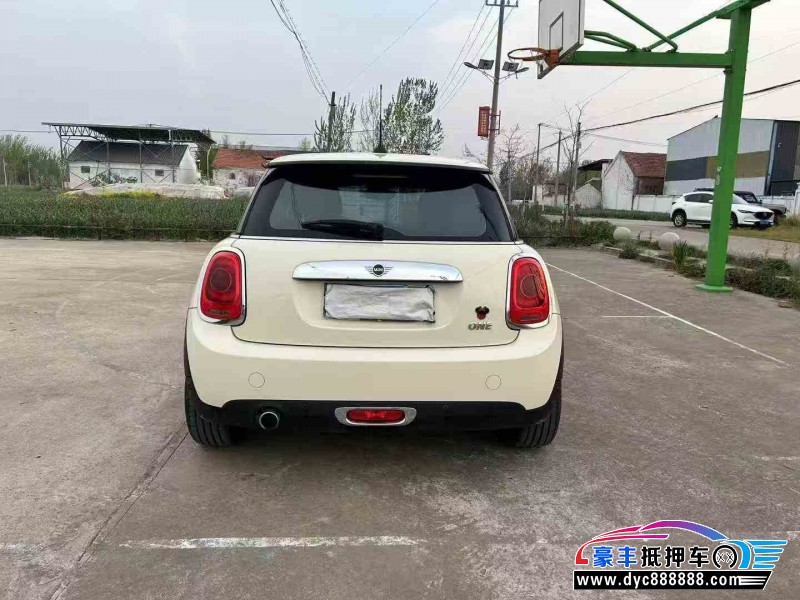 20年宝马MINI轿车抵押车出售