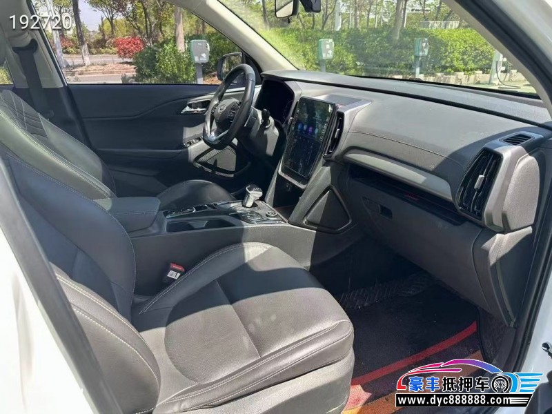 22年现代ix35轿车抵押车出售