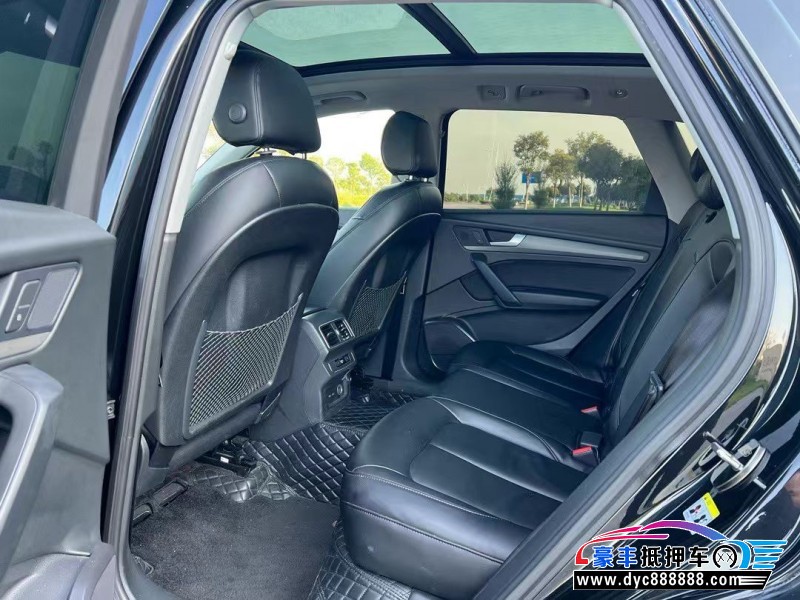 19年奥迪Q5轿车抵押车出售