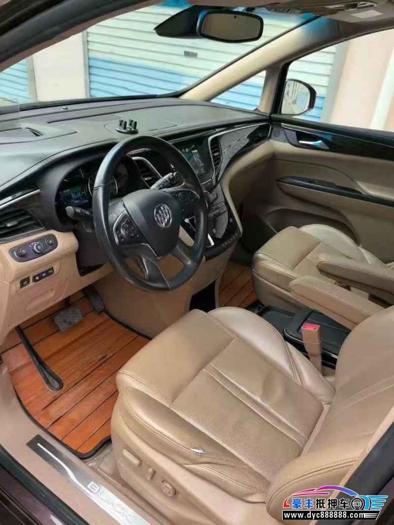 19年别克GL8轿车抵押车出售