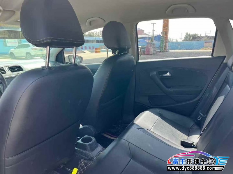 17年大众polo轿车抵押车出售