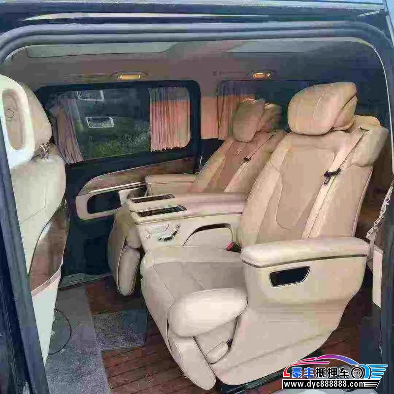 23年奔驰V轿车抵押车出售