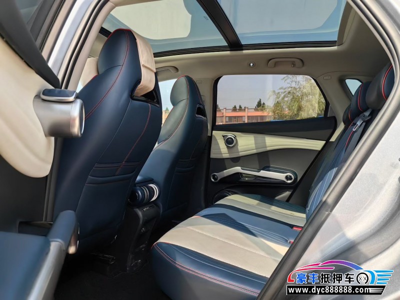 23年比亚迪元轿车抵押车出售