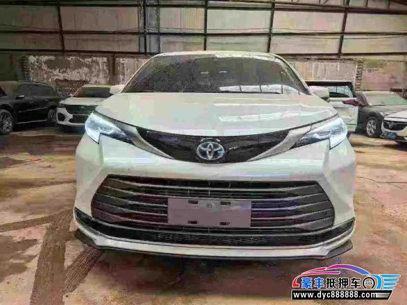 23年丰田塞纳轿车抵押车出售