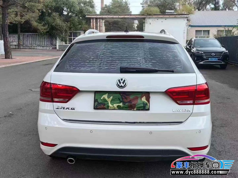 17年大众朗行轿车抵押车出售